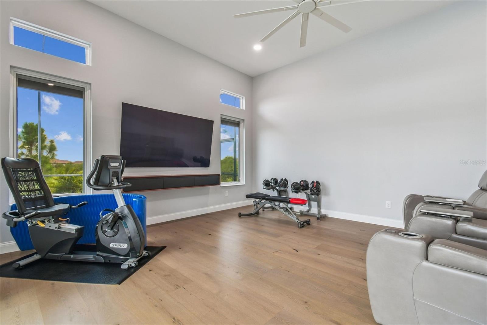 Listing photo id 29 for 29171 Ginnetto Drive