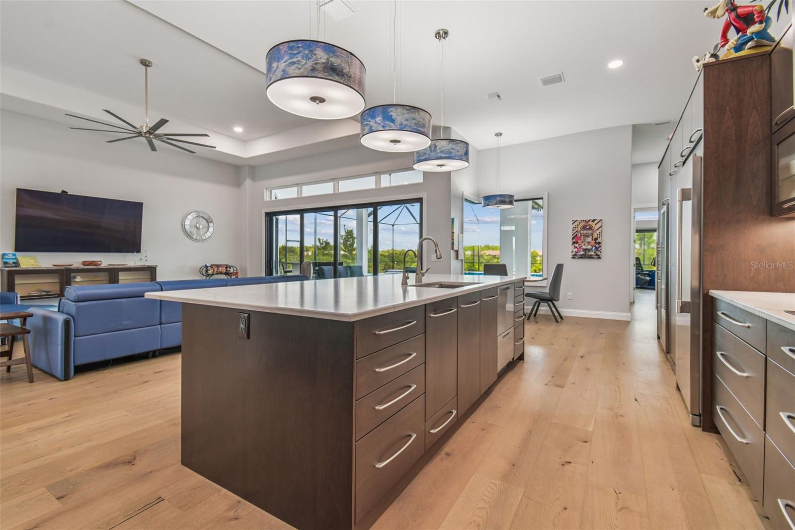 Listing photo id 4 for 29171 Ginnetto Drive