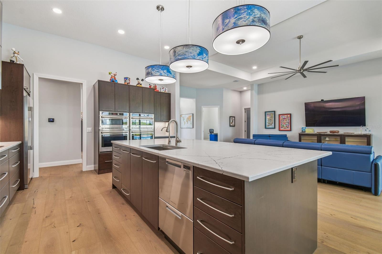 Listing photo id 7 for 29171 Ginnetto Drive