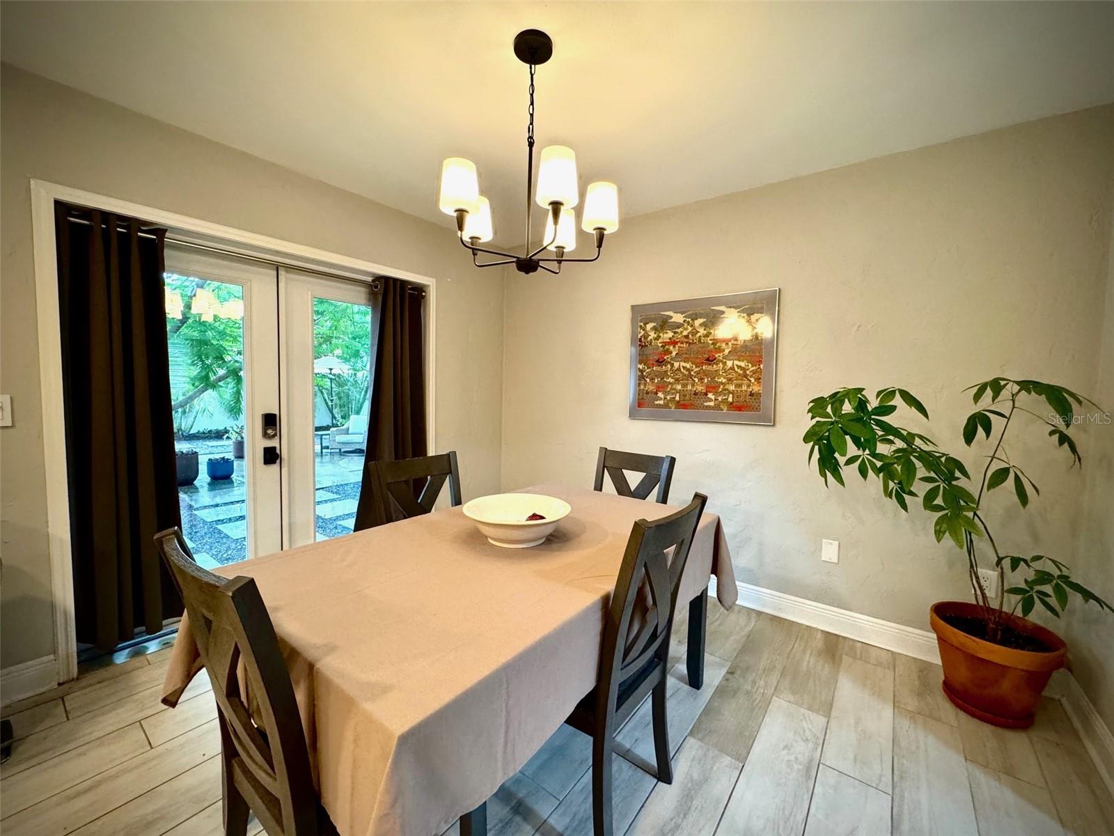Image 14 of 38 For 3535 19th Street N