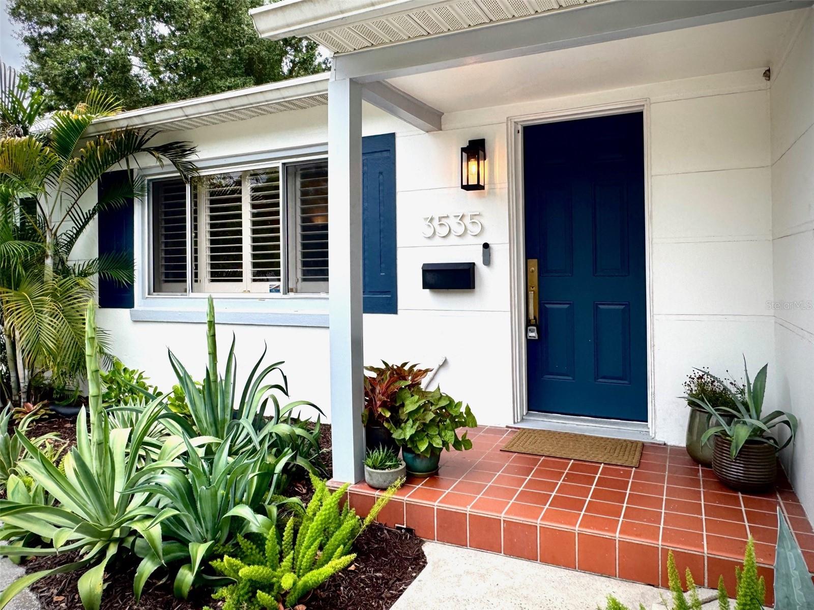Image 4 of 38 For 3535 19th Street N
