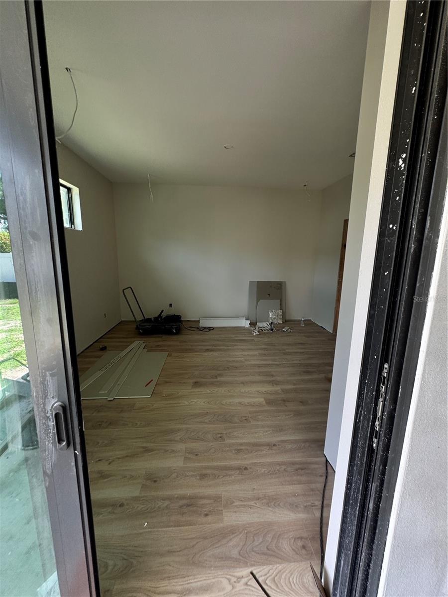Image 13 of 20 For 8112 Ola Avenue