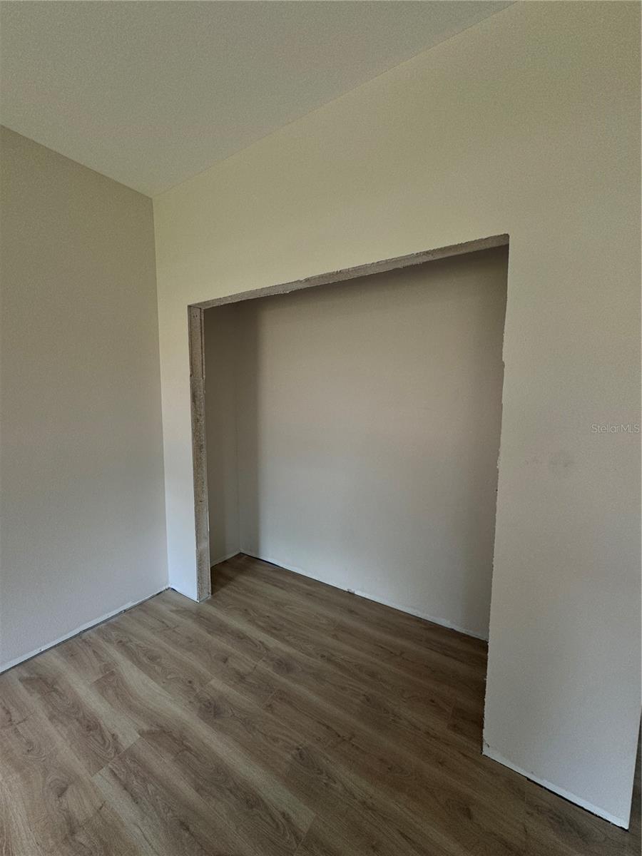 Image 17 of 20 For 8112 Ola Avenue