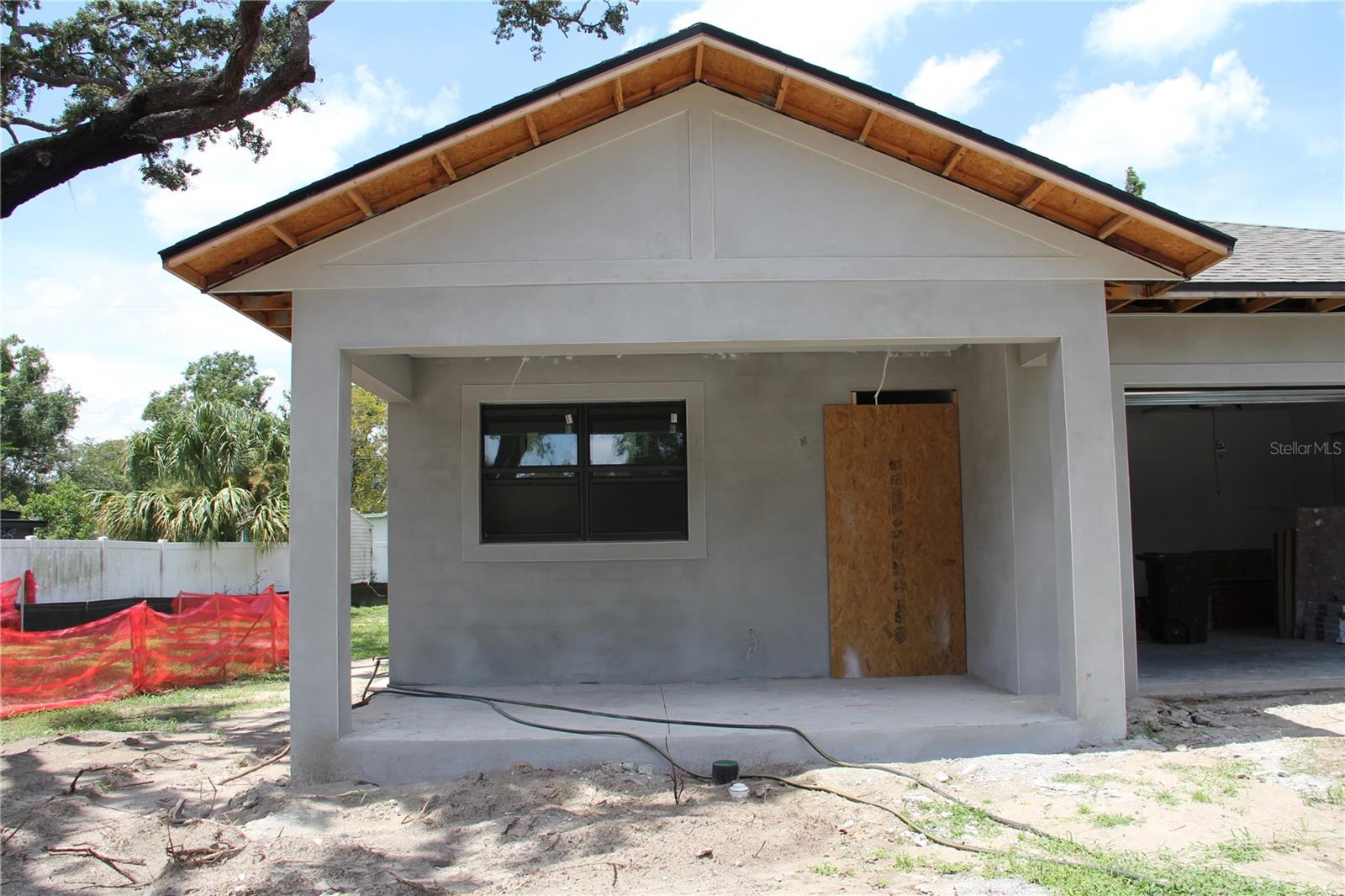 Image 5 of 20 For 8112 Ola Avenue