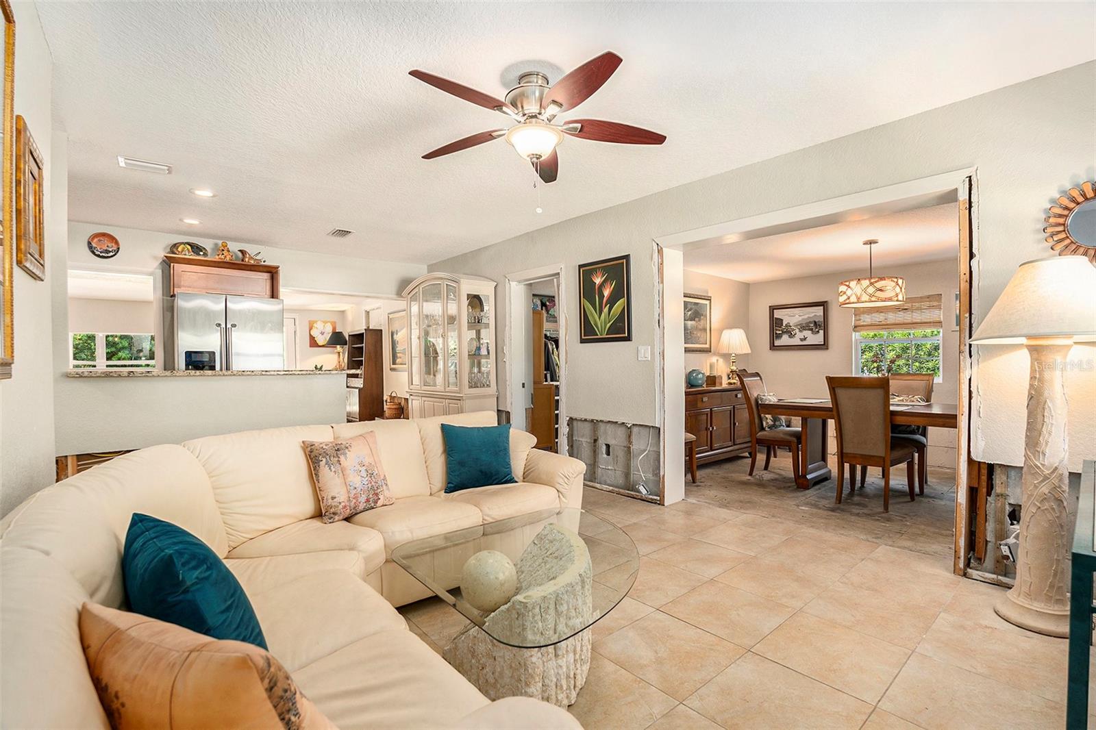 Image 4 of 32 For 4108 Bay View Avenue