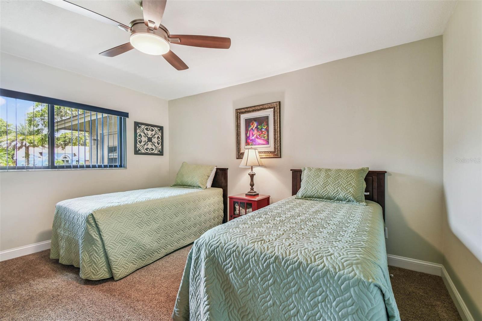 Image 14 of 30 For 18104 Woodcreek Place