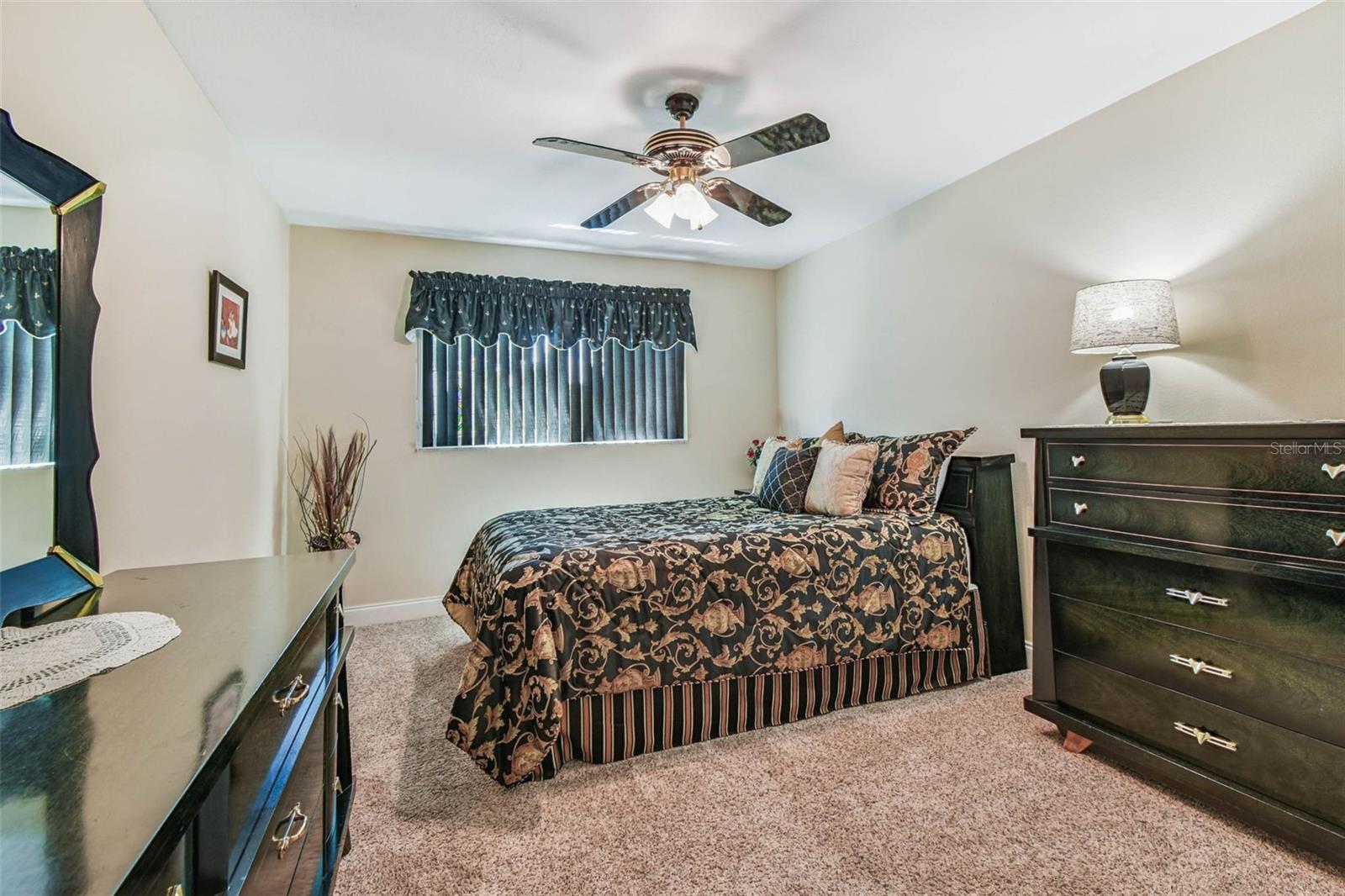 Image 15 of 30 For 18104 Woodcreek Place