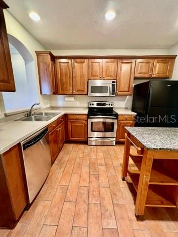 Image 5 of 24 For 16334 Rollingbrook Drive