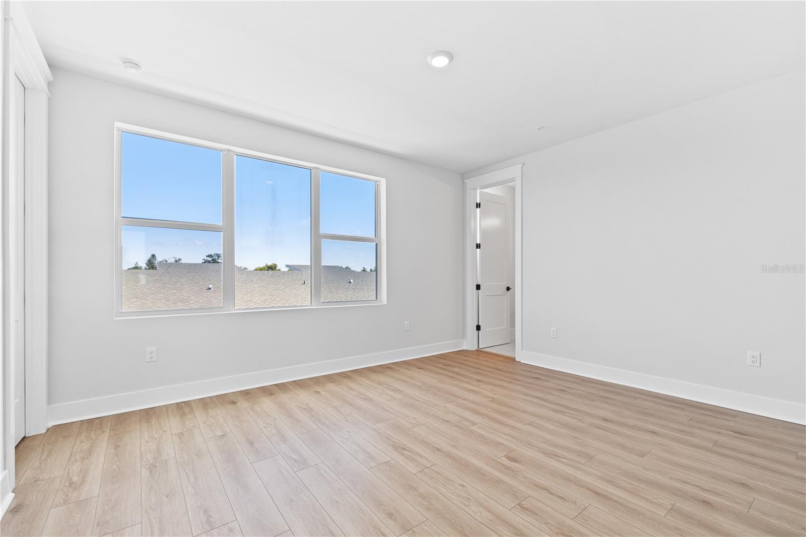 Image 10 of 16 For 13 29th Avenue N