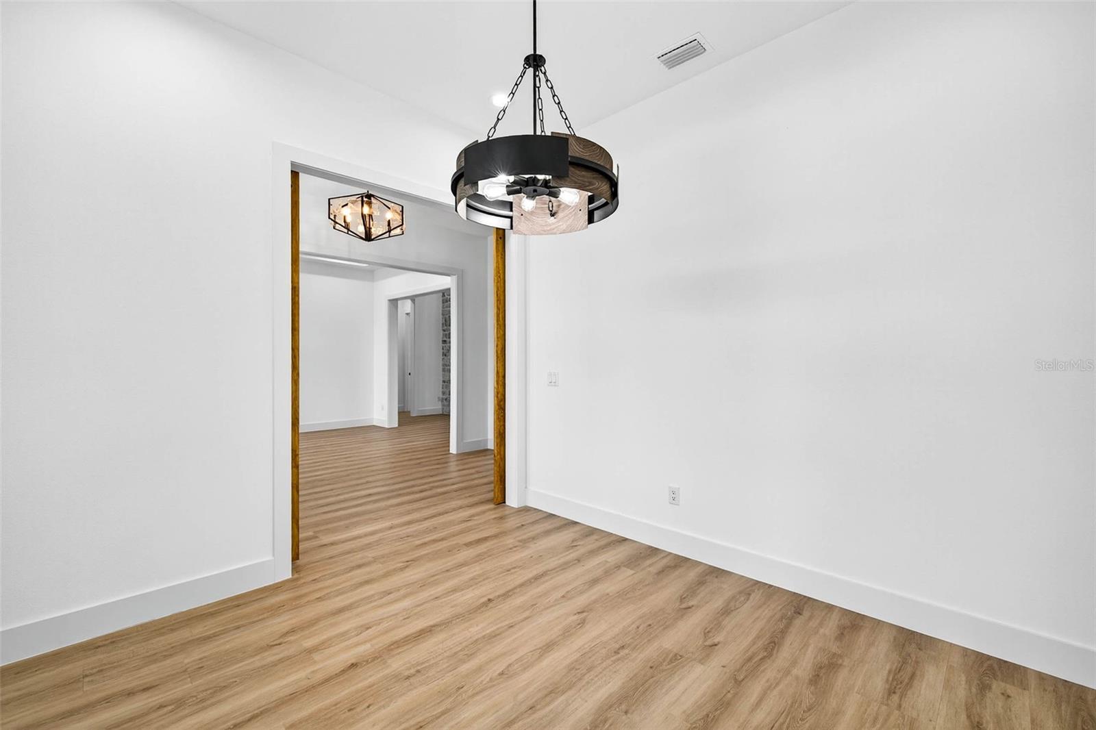 Image 14 of 86 For 32859 3rd Ave