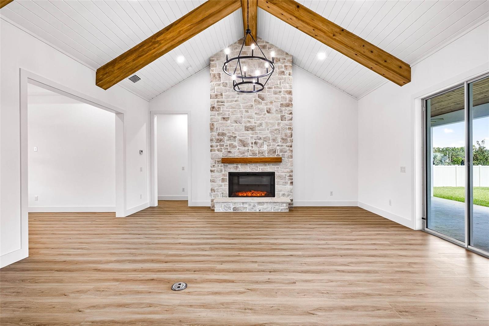 Image 17 of 86 For 32859 3rd Ave
