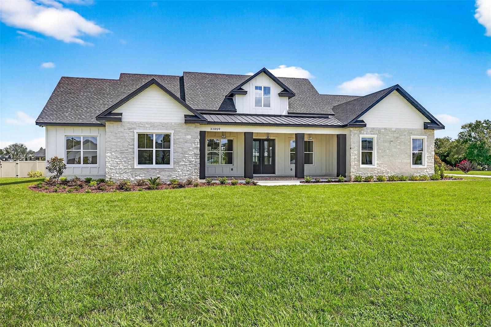 Image 3 of 86 For 32859 3rd Ave