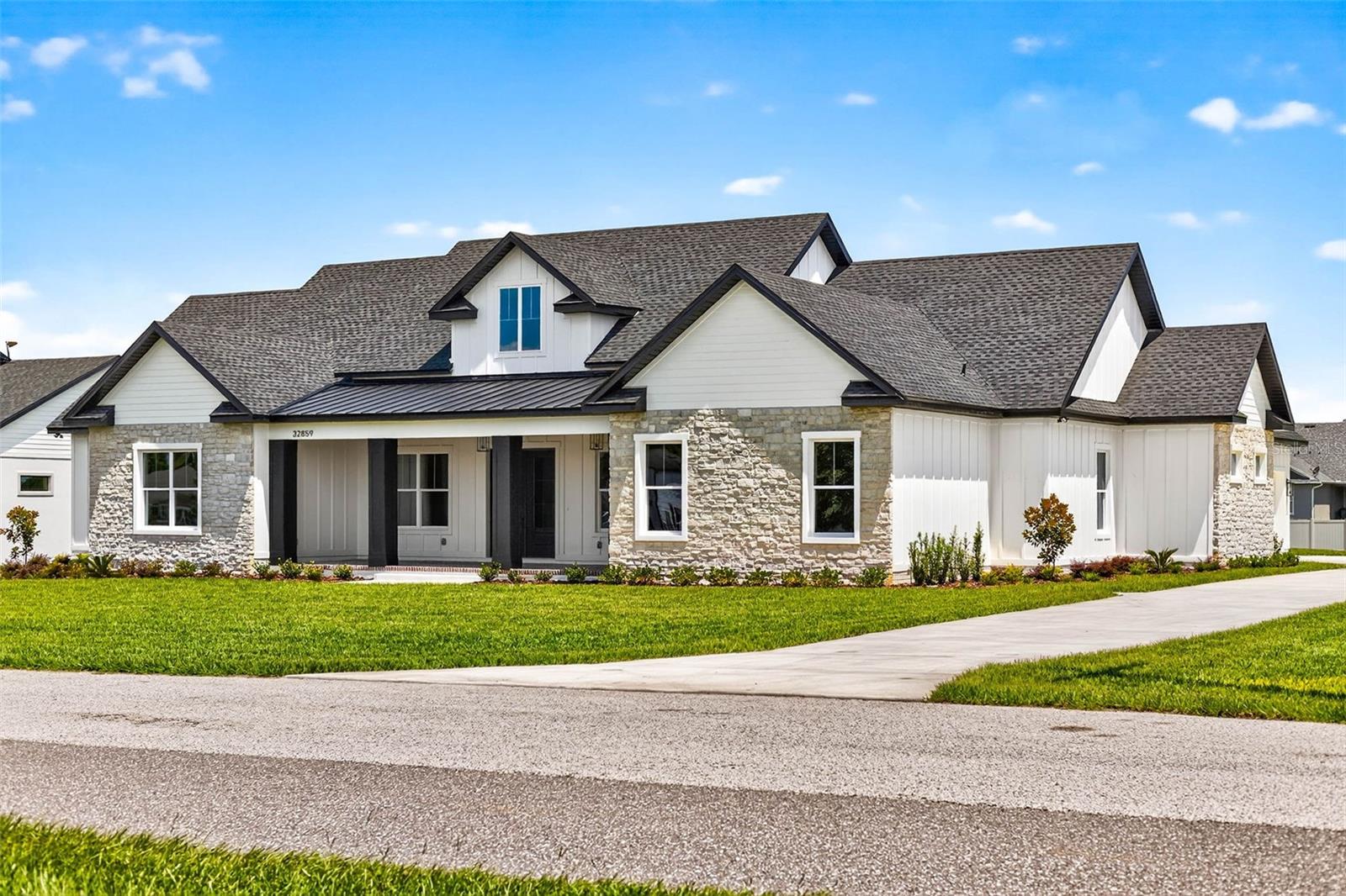 Image 4 of 86 For 32859 3rd Ave