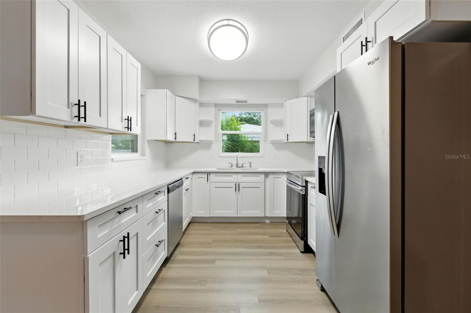 Image 11 of 29 For 5202 23rd Avenue