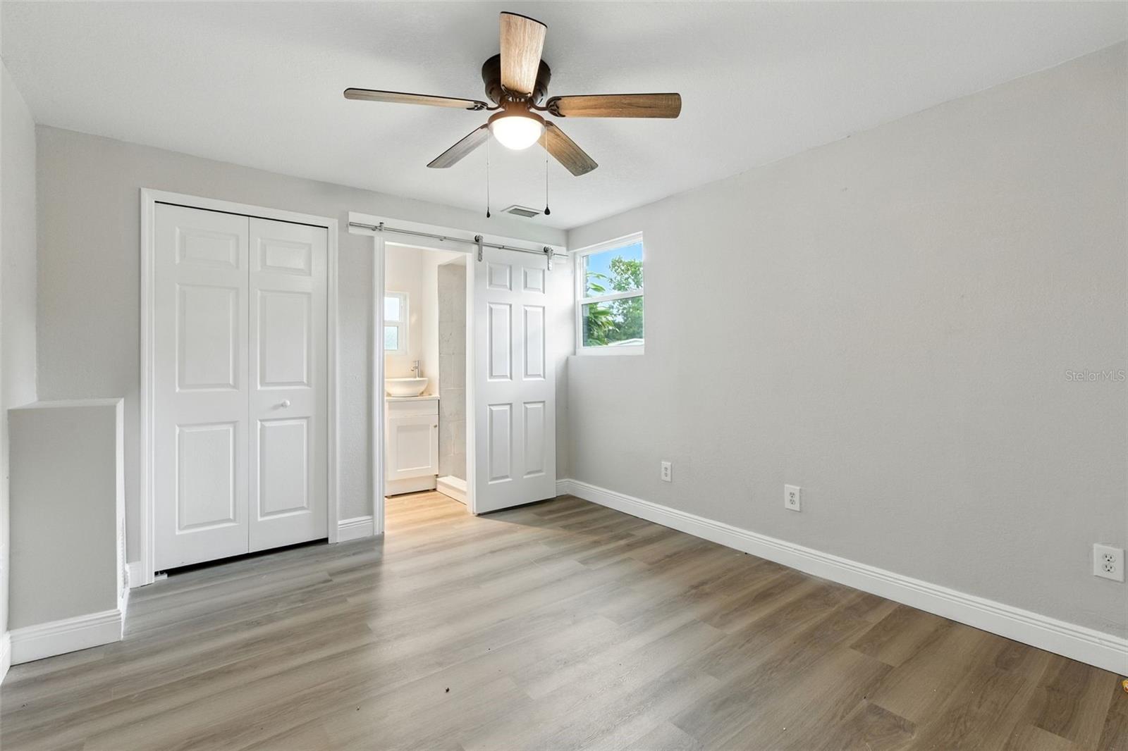 Image 6 of 29 For 5202 23rd Avenue