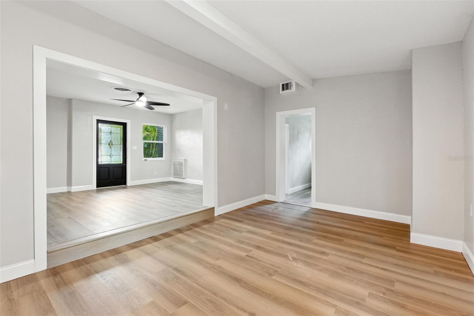 Image 8 of 29 For 5202 23rd Avenue