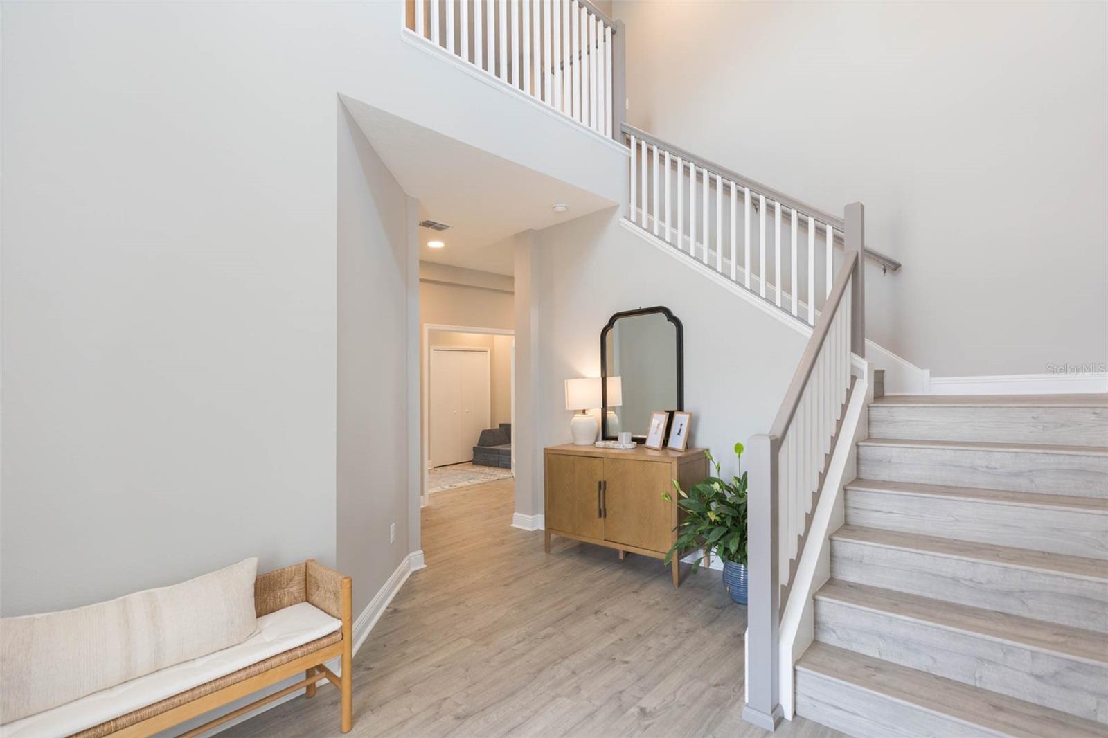 Listing photo id 2 for 7241 Notched Pine Bend