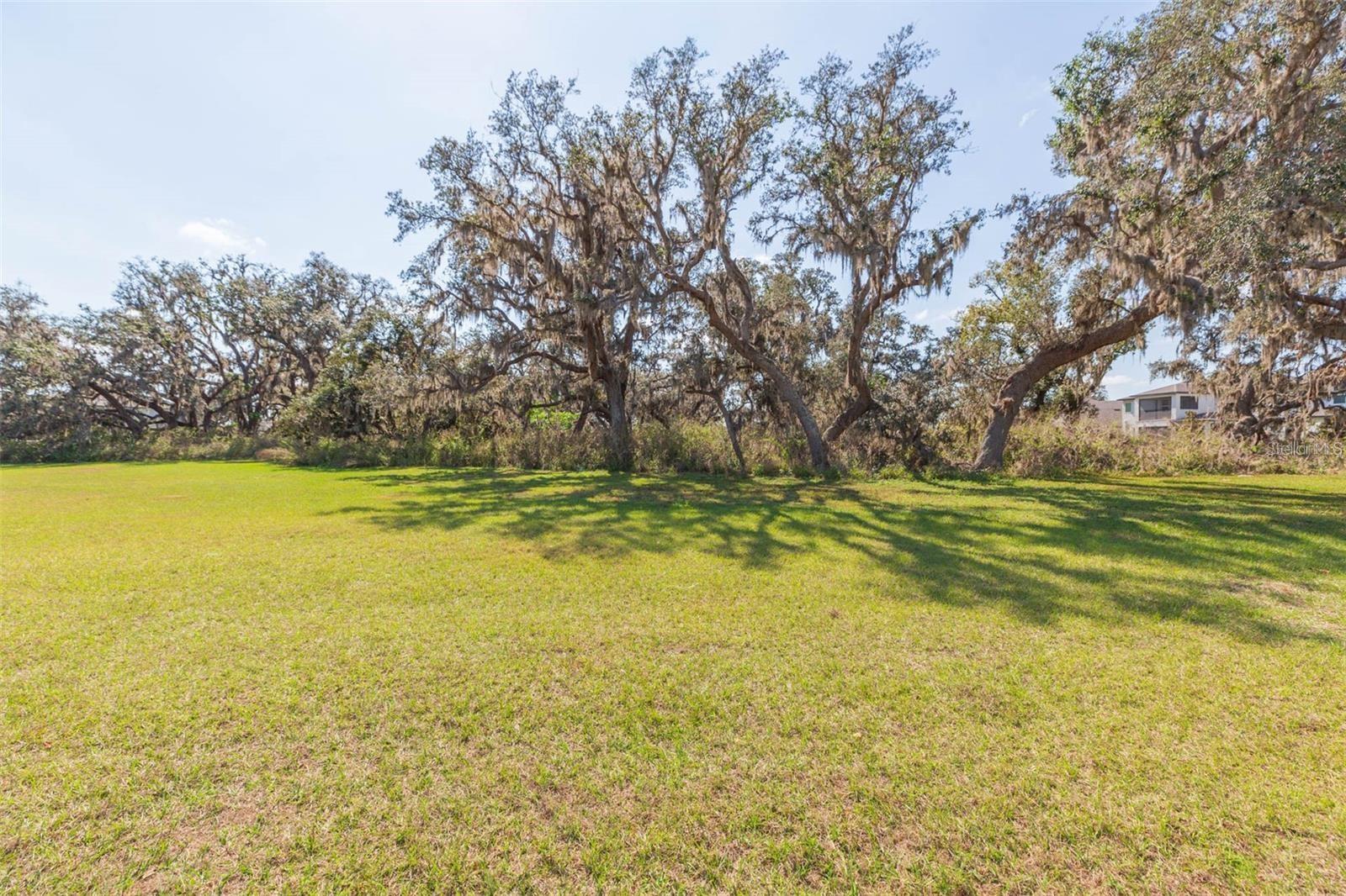 Listing photo id 58 for 7241 Notched Pine Bend