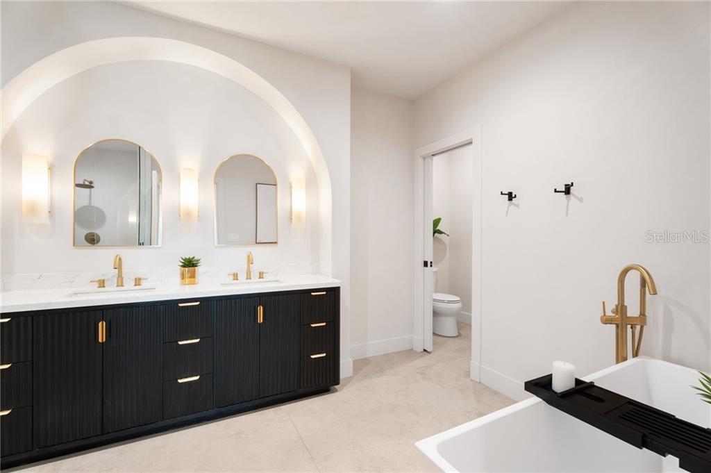 Image 20 of 36 For 4120 Indian River Drive E