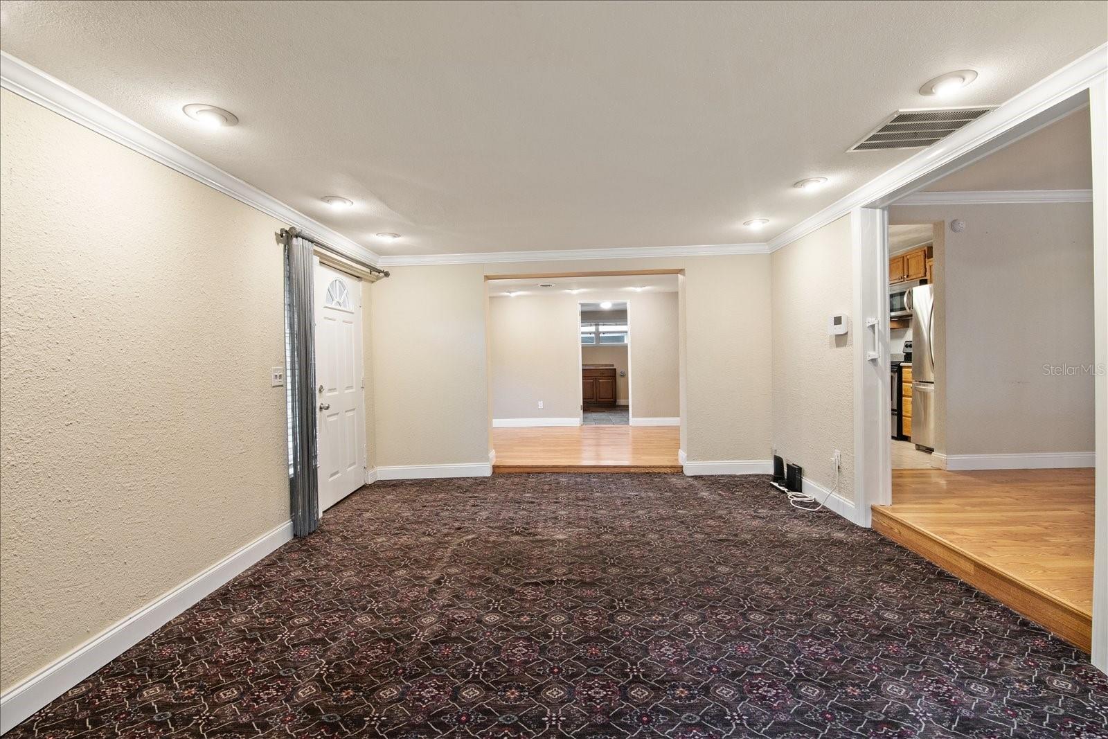 Image 12 of 33 For 5390 48th Avenue N