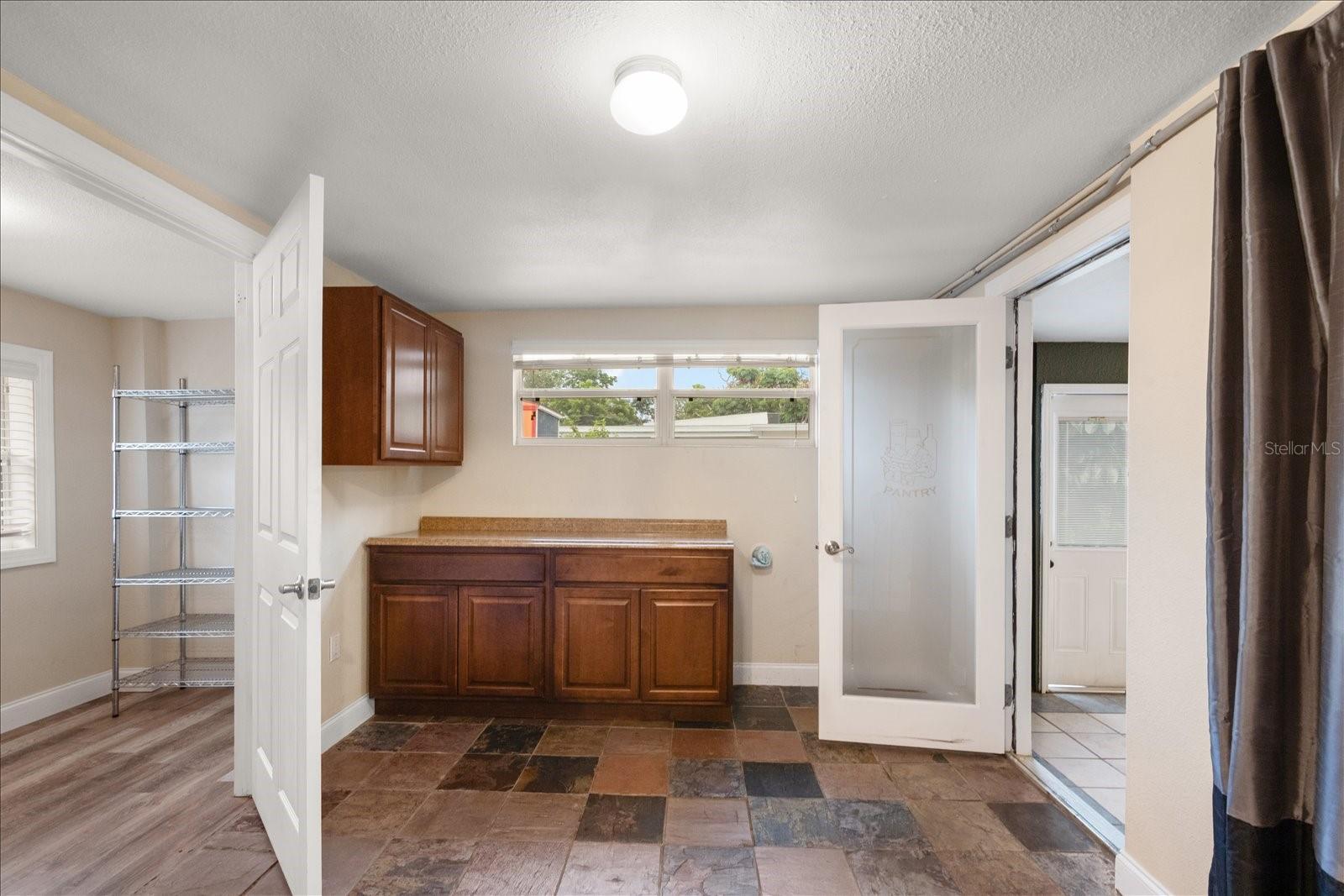 Image 18 of 33 For 5390 48th Avenue N