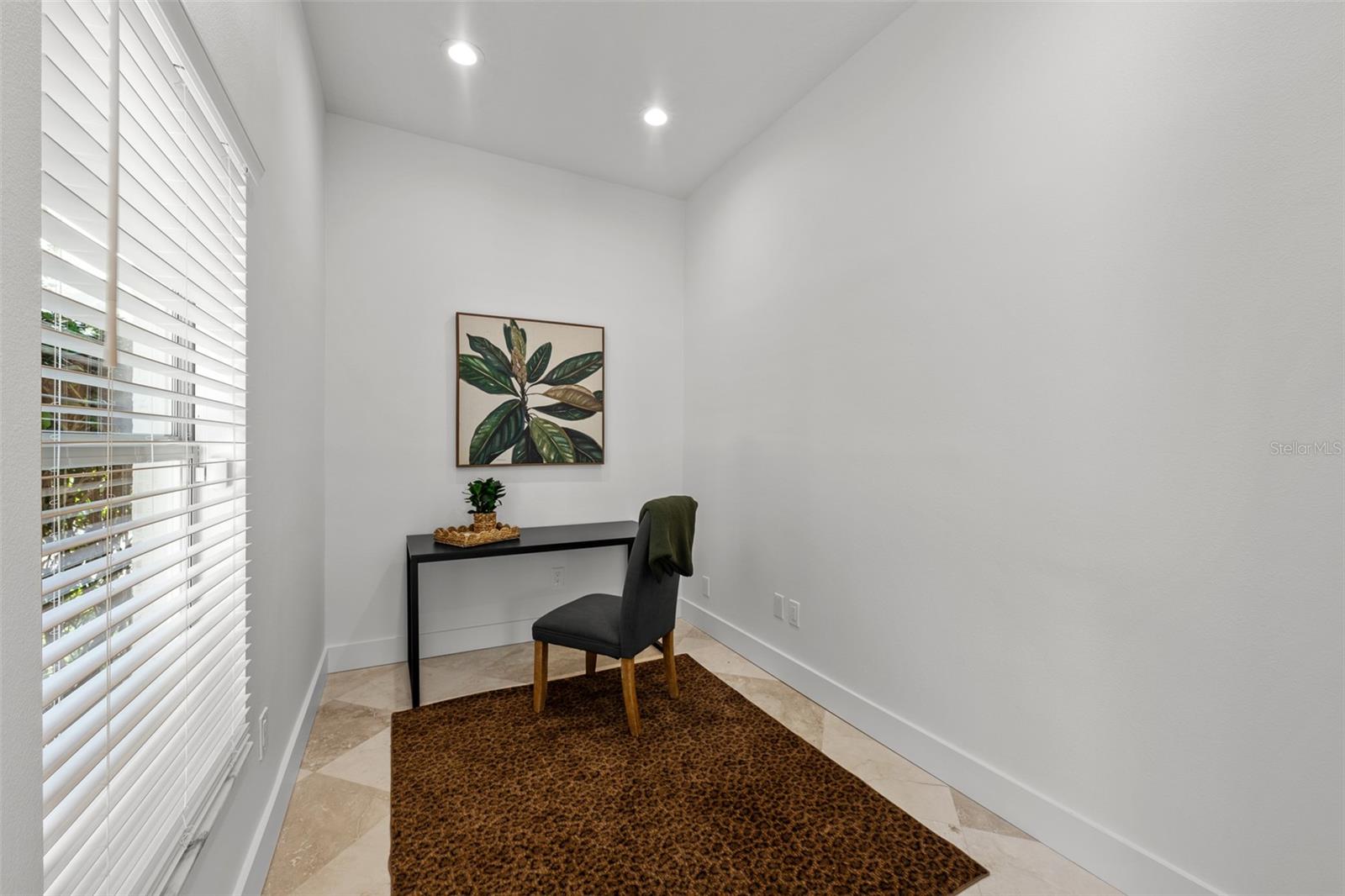 Image 26 of 56 For 5609 Piney Lane Drive
