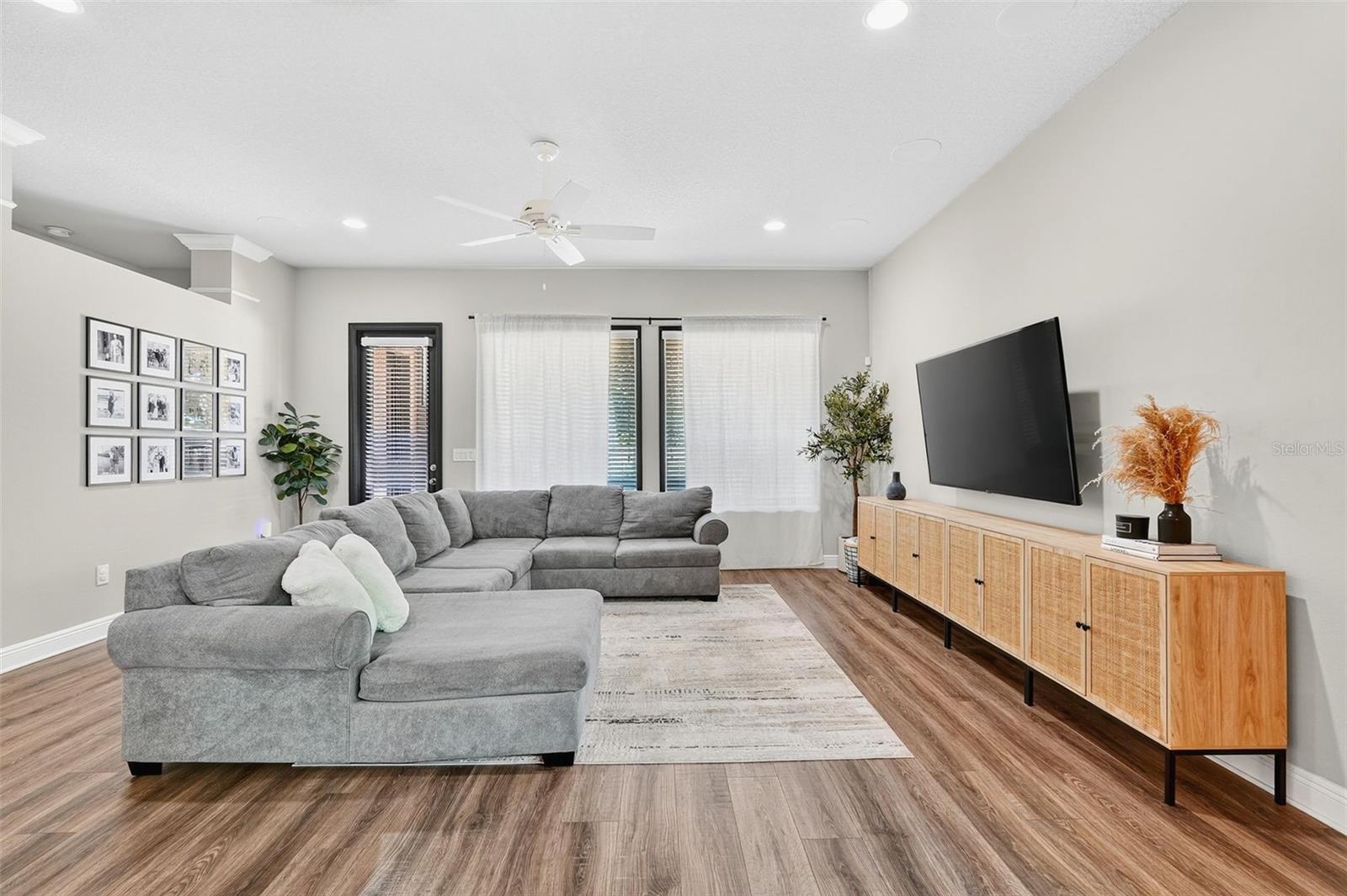 Image 19 of 47 For 1207 Cadence Court