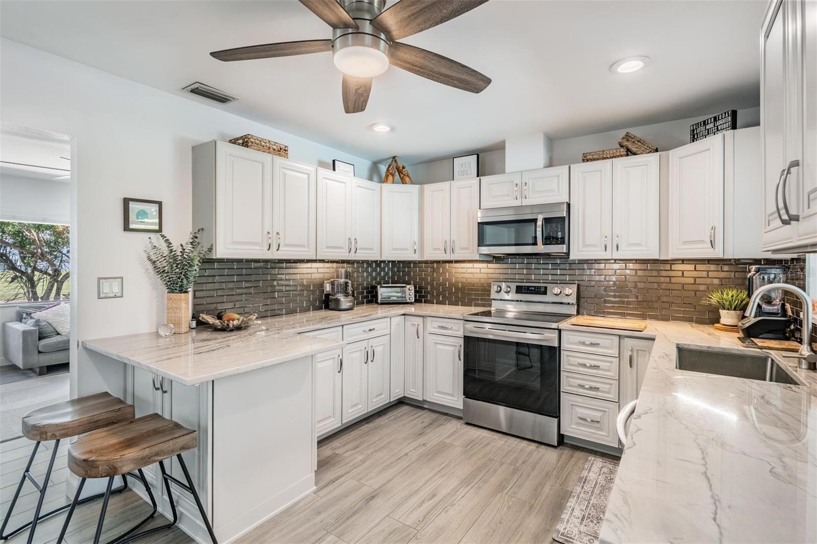 Image 16 of 33 For 1816 Bayou Grande Boulevard Ne