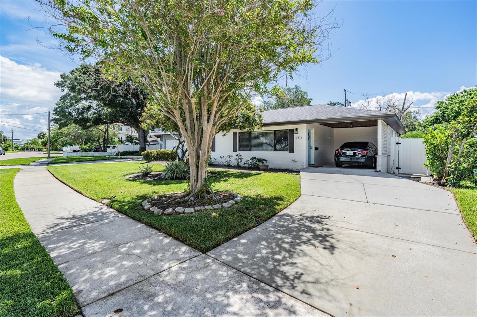 Image 3 of 33 For 1816 Bayou Grande Boulevard Ne