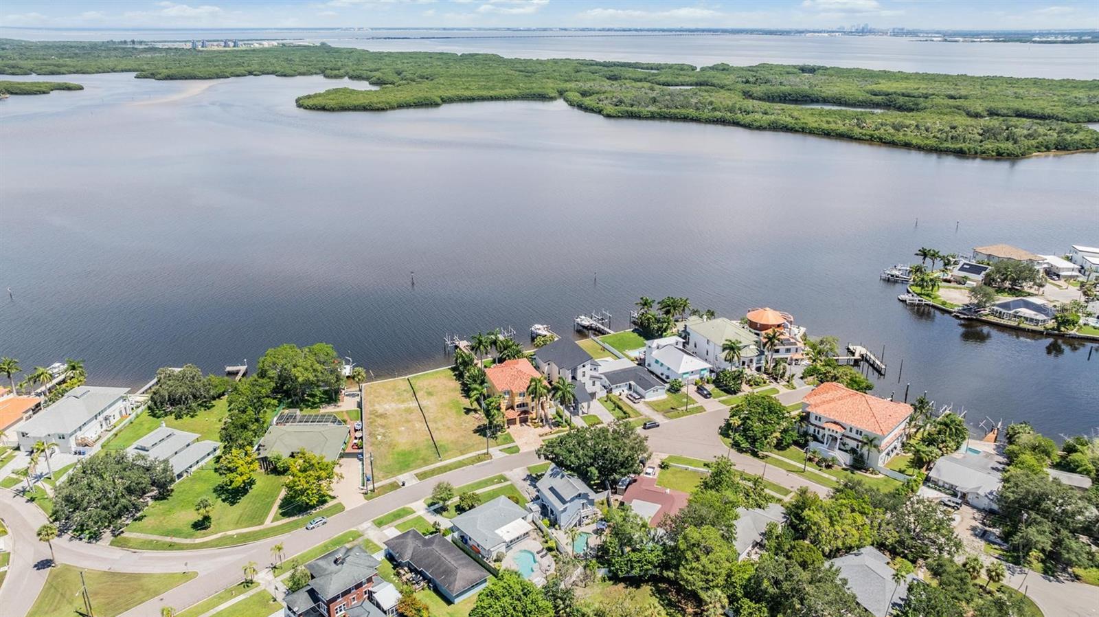 Image 30 of 33 For 1816 Bayou Grande Boulevard Ne