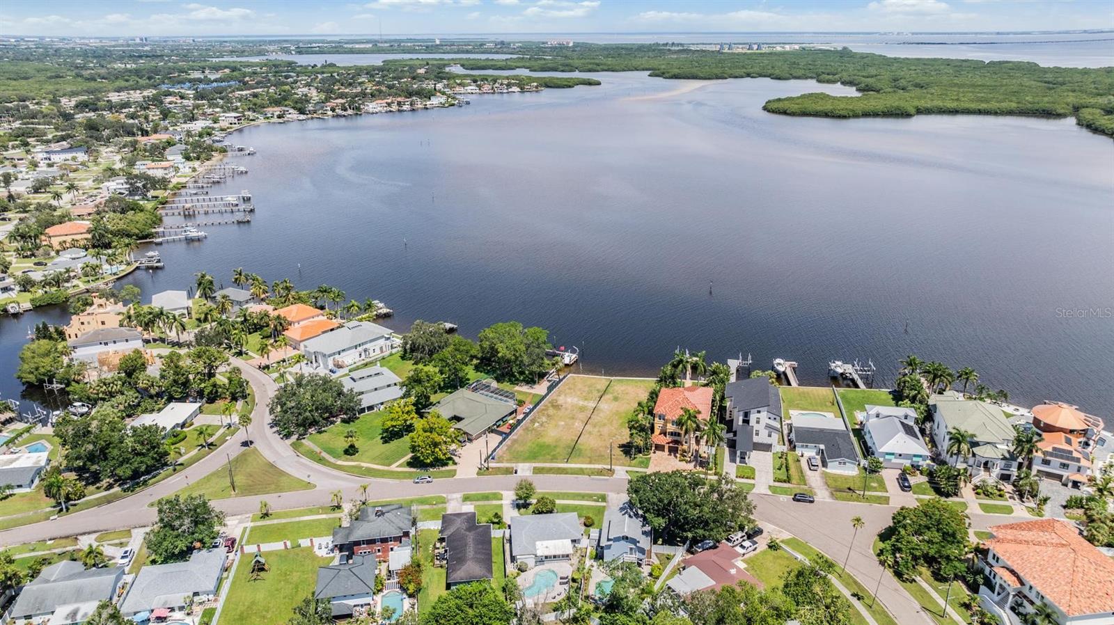 Image 31 of 33 For 1816 Bayou Grande Boulevard Ne