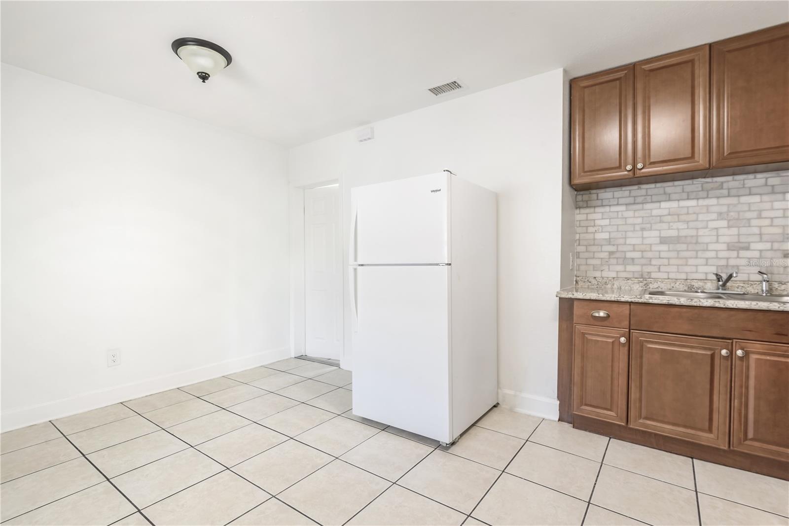 Image 14 of 49 For 902 22nd Avenue
