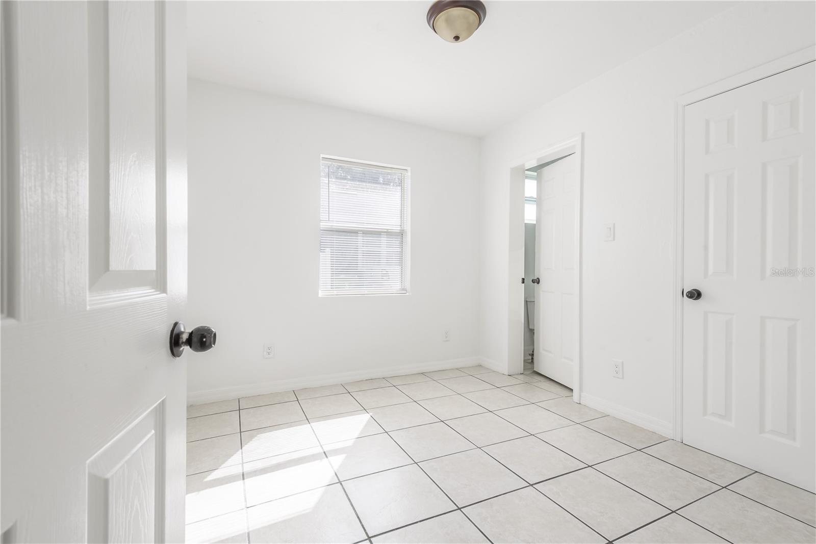 Image 15 of 49 For 902 22nd Avenue