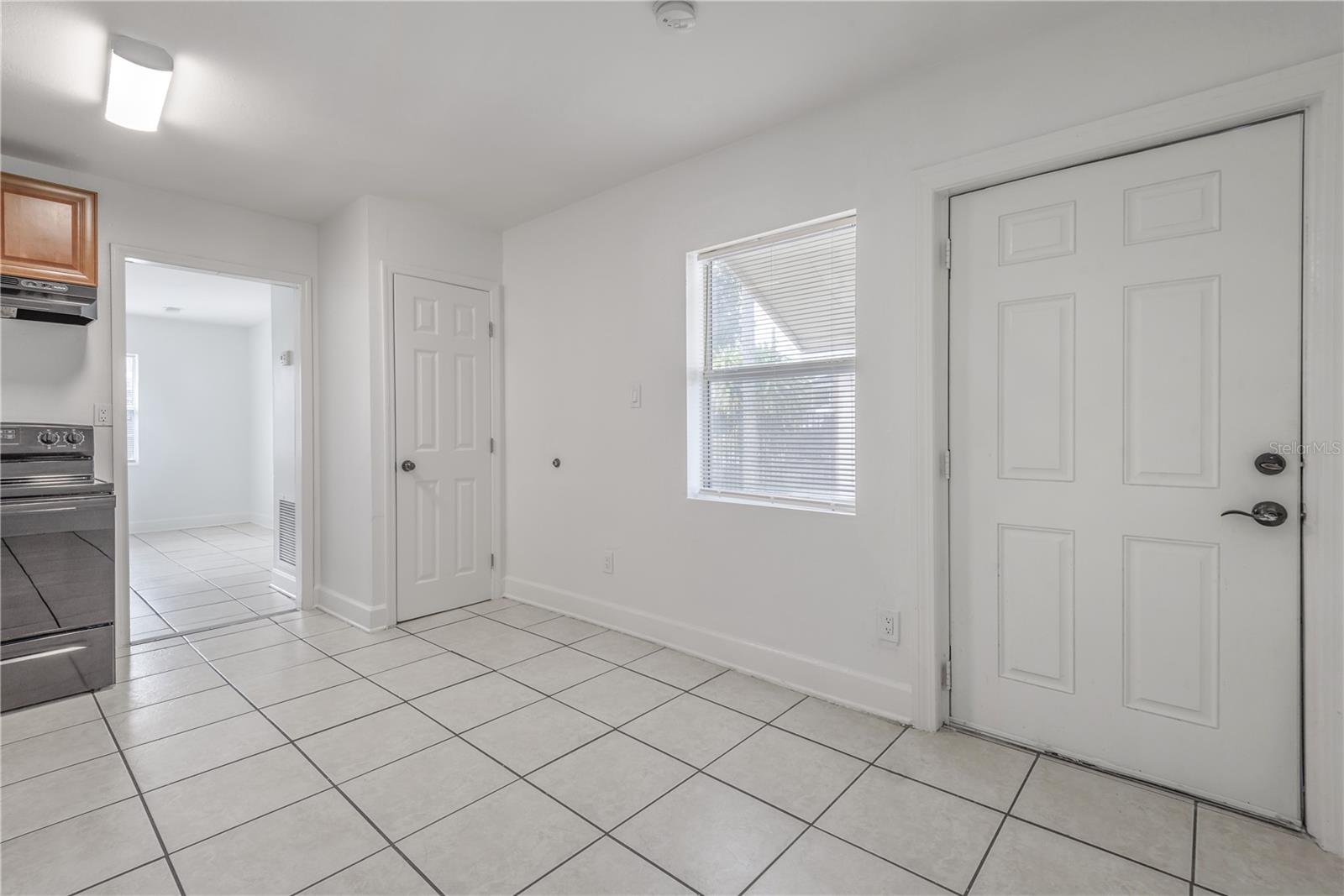 Image 6 of 49 For 902 22nd Avenue