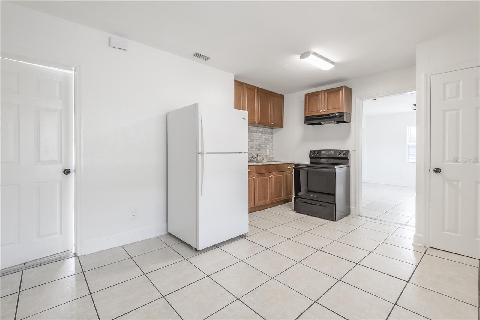 Image 8 of 49 For 902 22nd Avenue