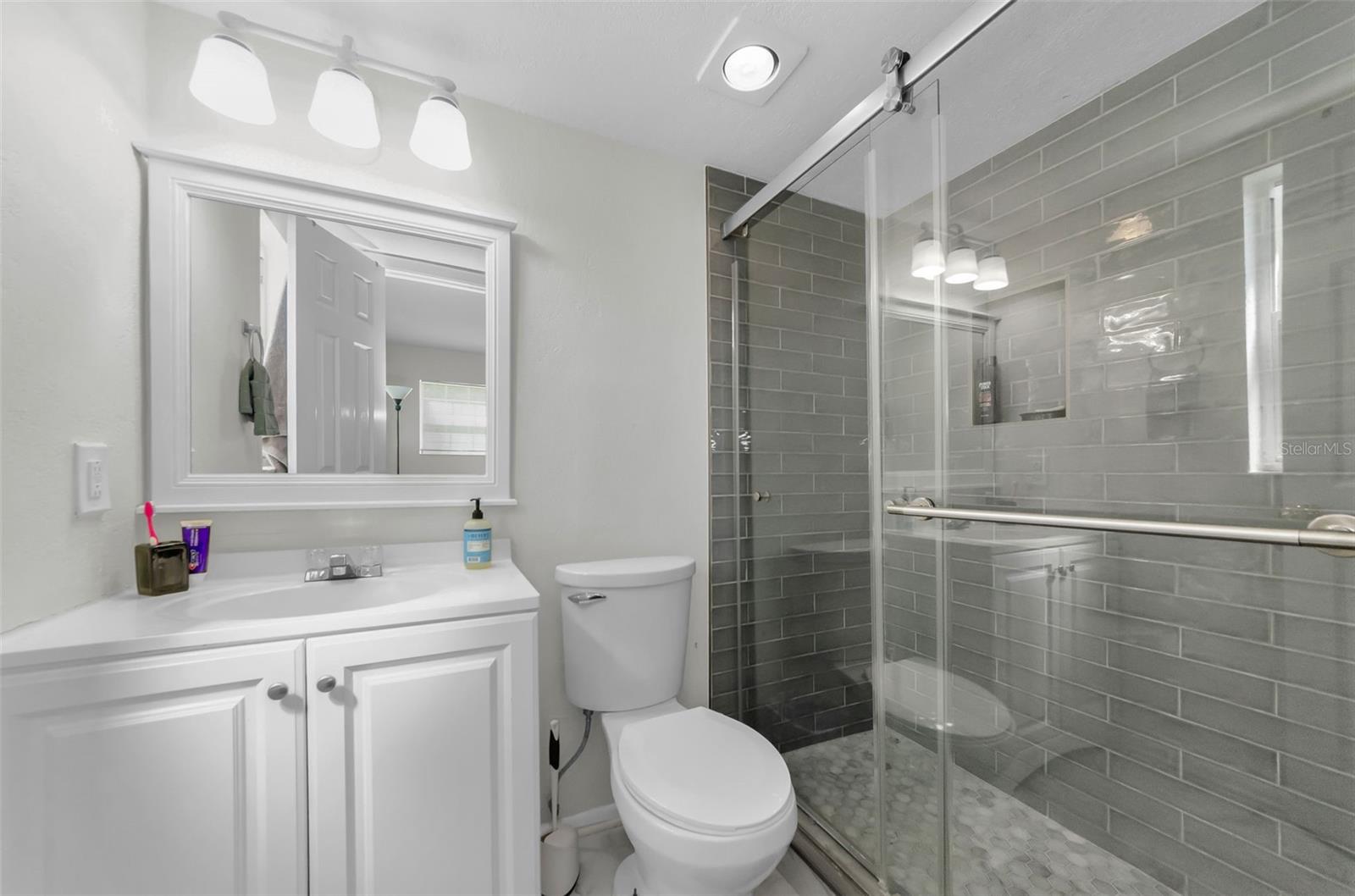 Image 15 of 35 For 420 Bayshore Boulevard 108