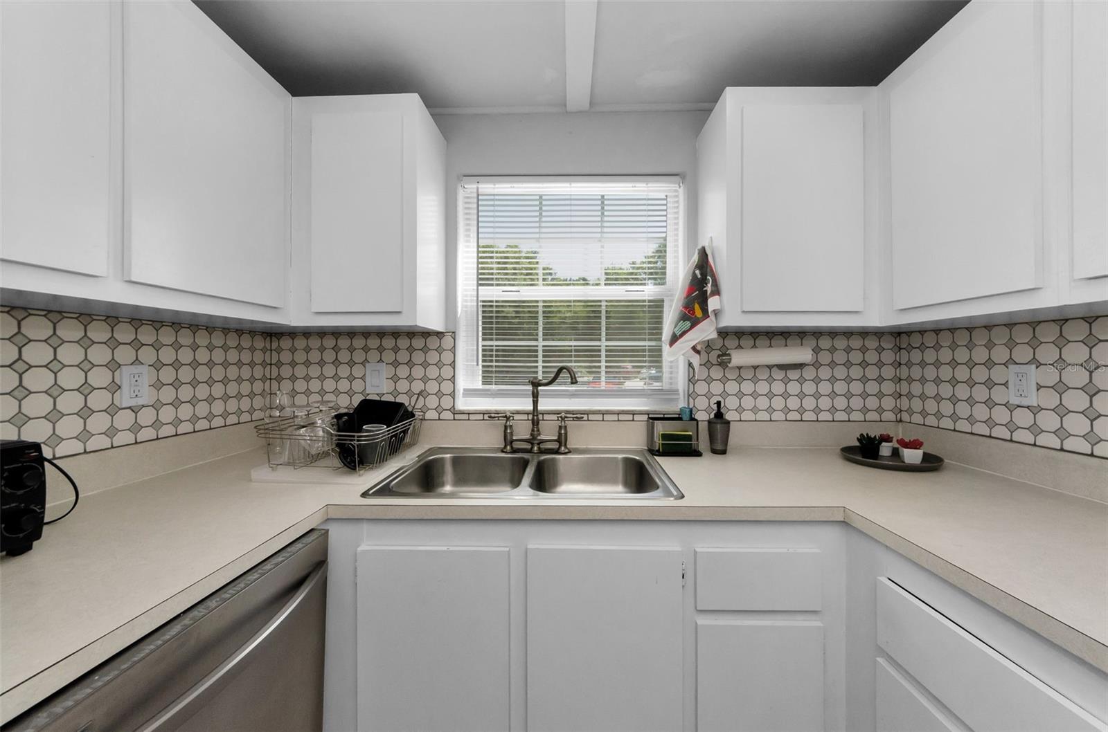 Image 9 of 35 For 420 Bayshore Boulevard 108