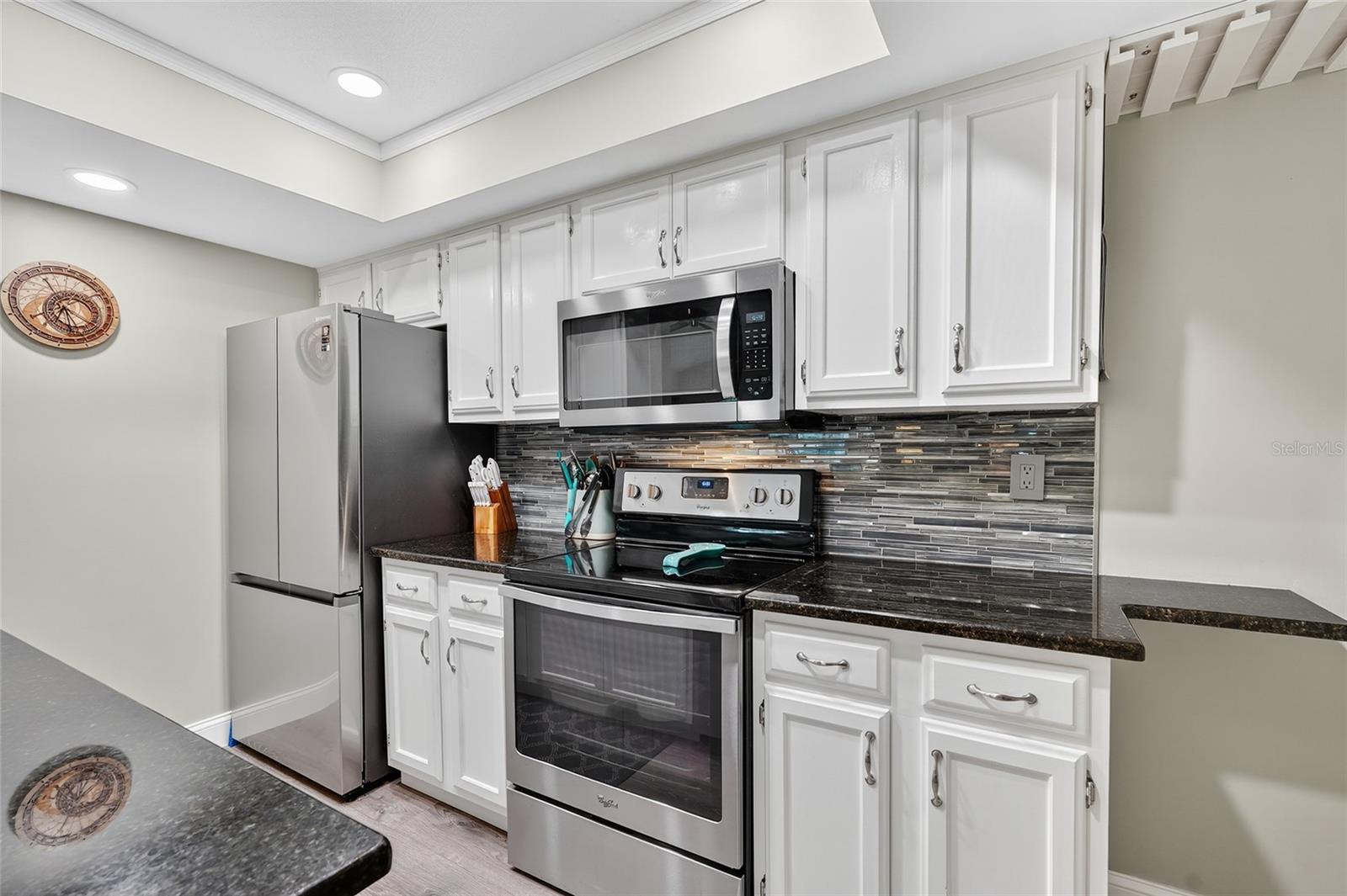 Image 10 of 20 For 3809 River Oaks Court