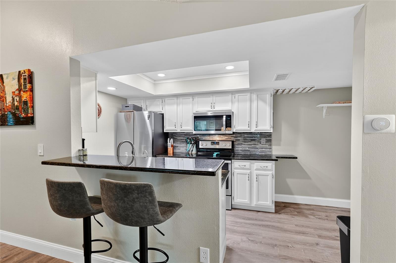 Image 7 of 20 For 3809 River Oaks Court