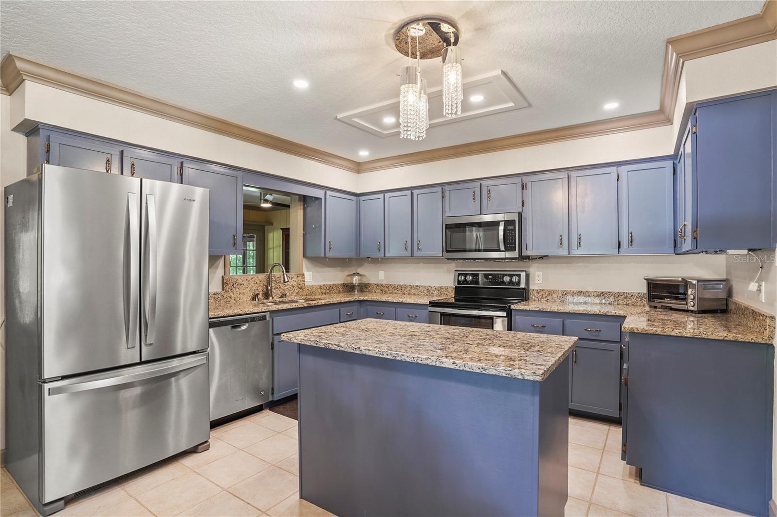 Image 24 of 56 For 9461 Cr 657  