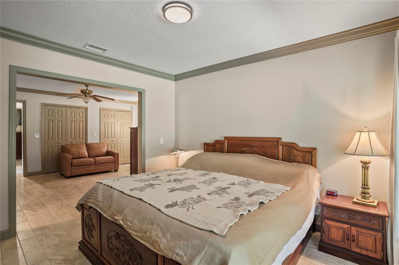 Image 7 of 56 For 9461 Cr 657  
