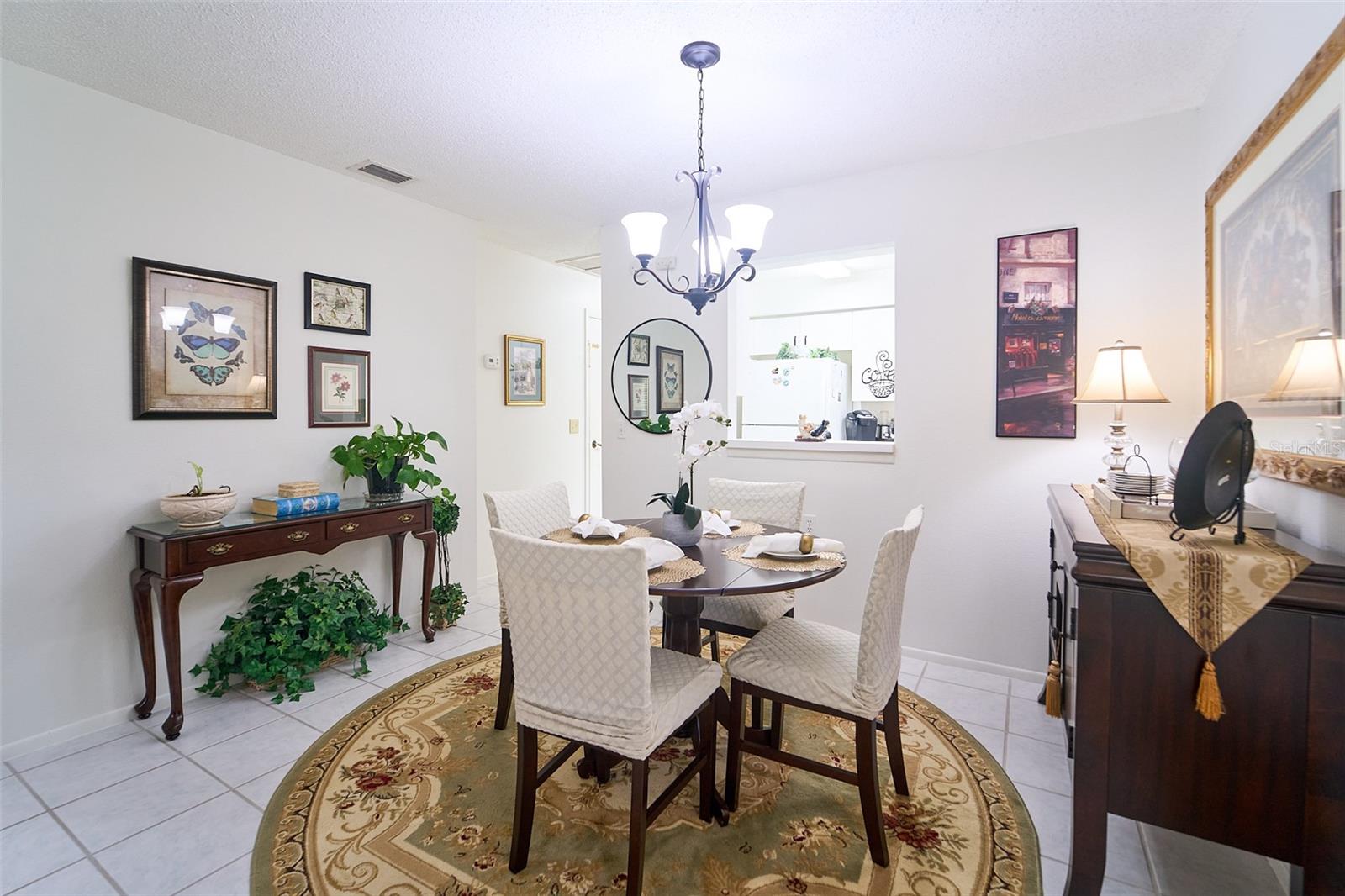 Image 15 of 54 For 4907 Cathedral Court