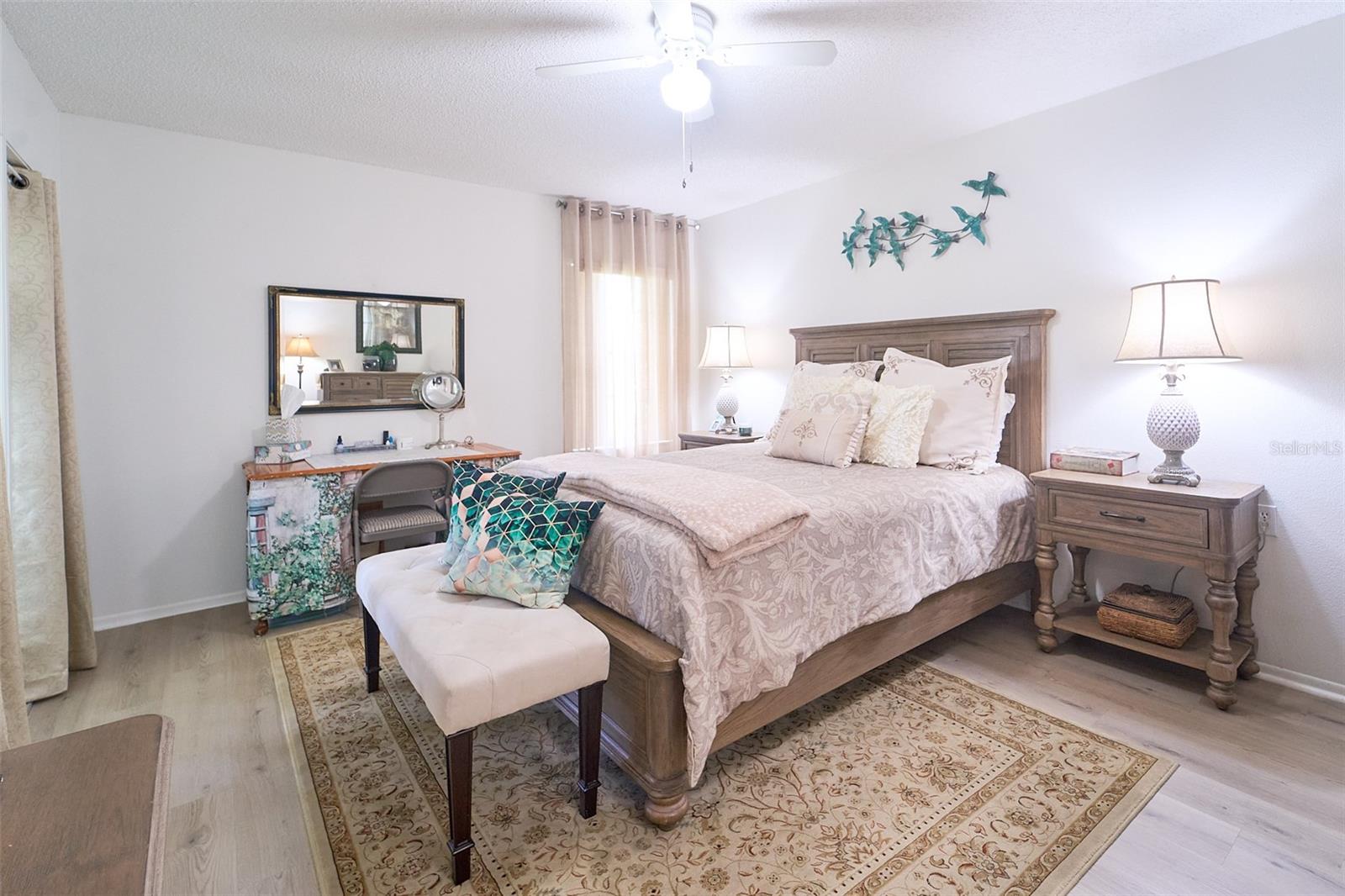 Image 33 of 54 For 4907 Cathedral Court