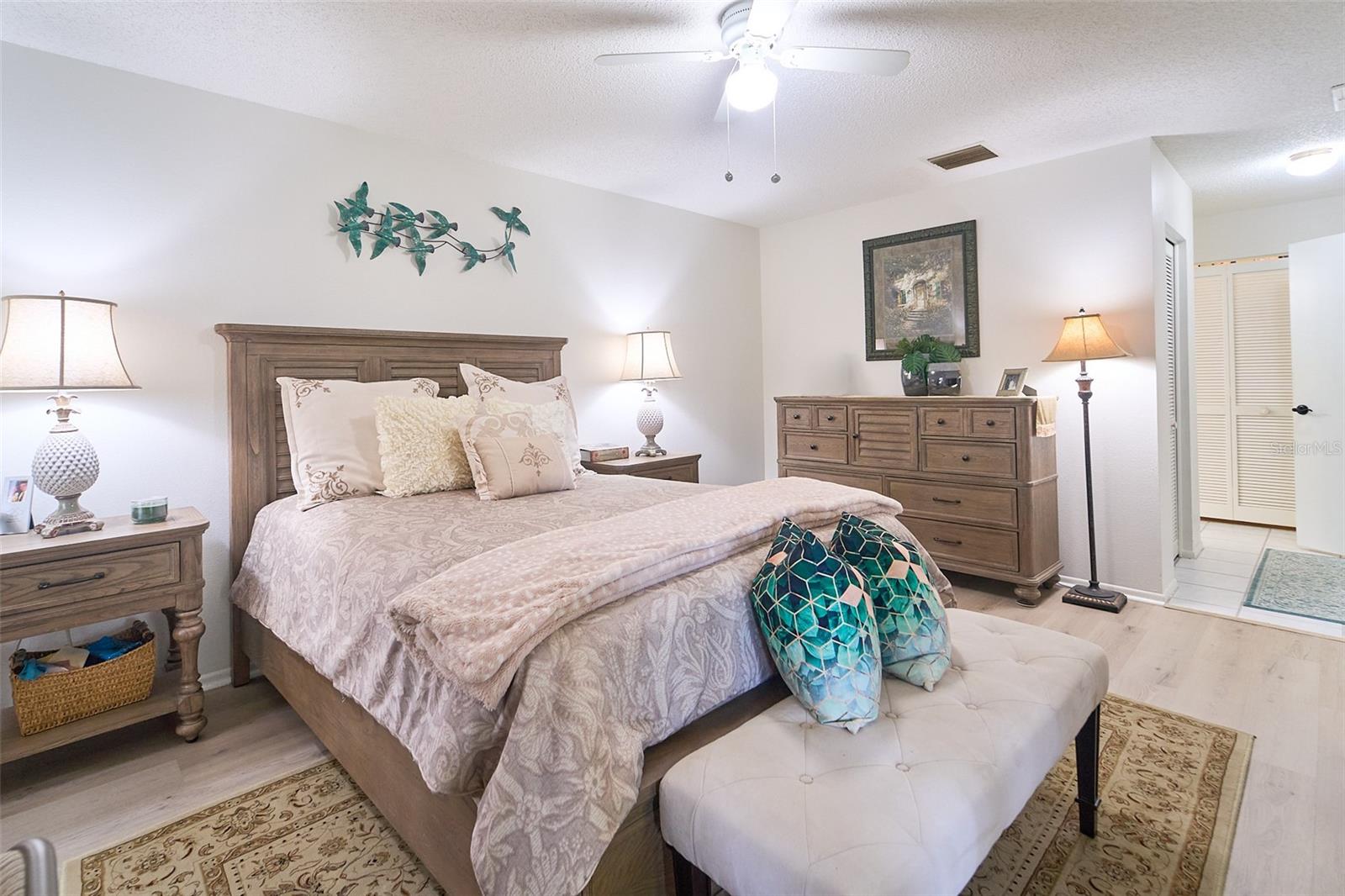 Image 34 of 54 For 4907 Cathedral Court