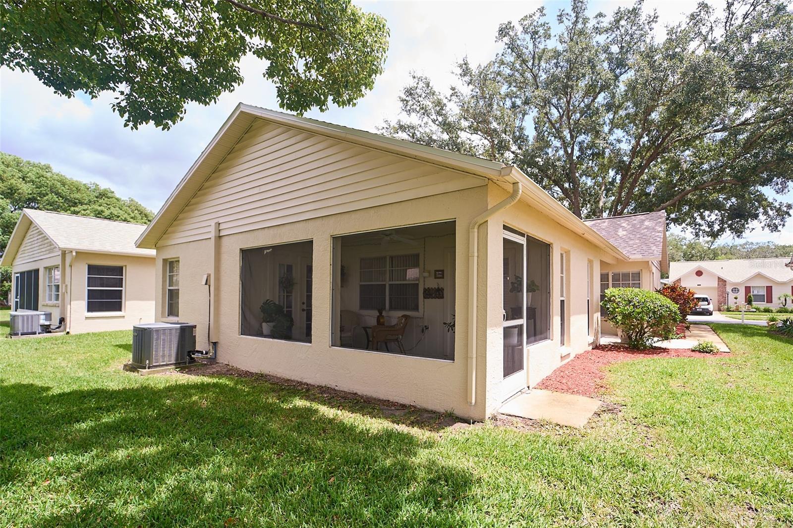 Image 39 of 54 For 4907 Cathedral Court