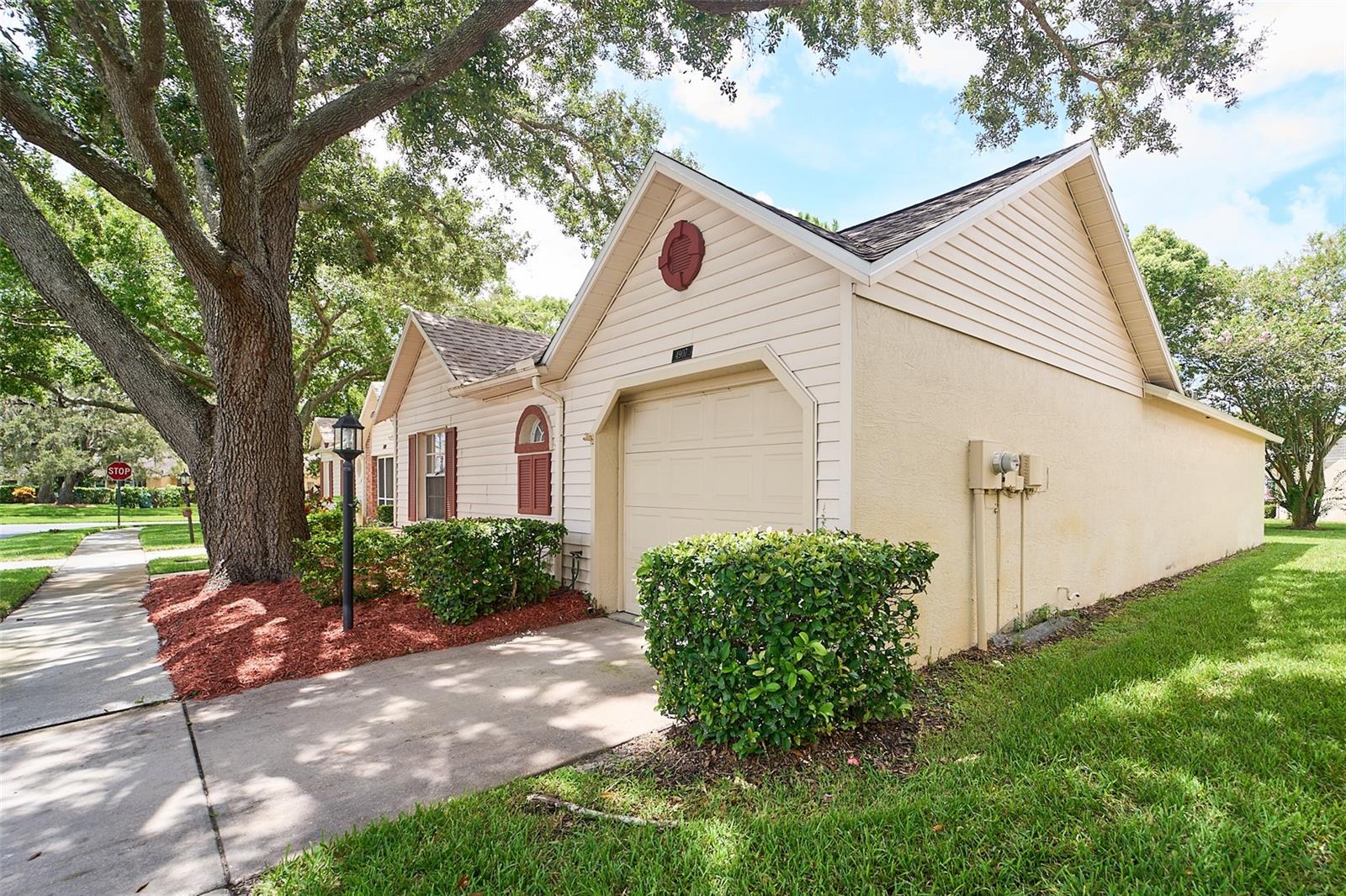 Image 5 of 54 For 4907 Cathedral Court