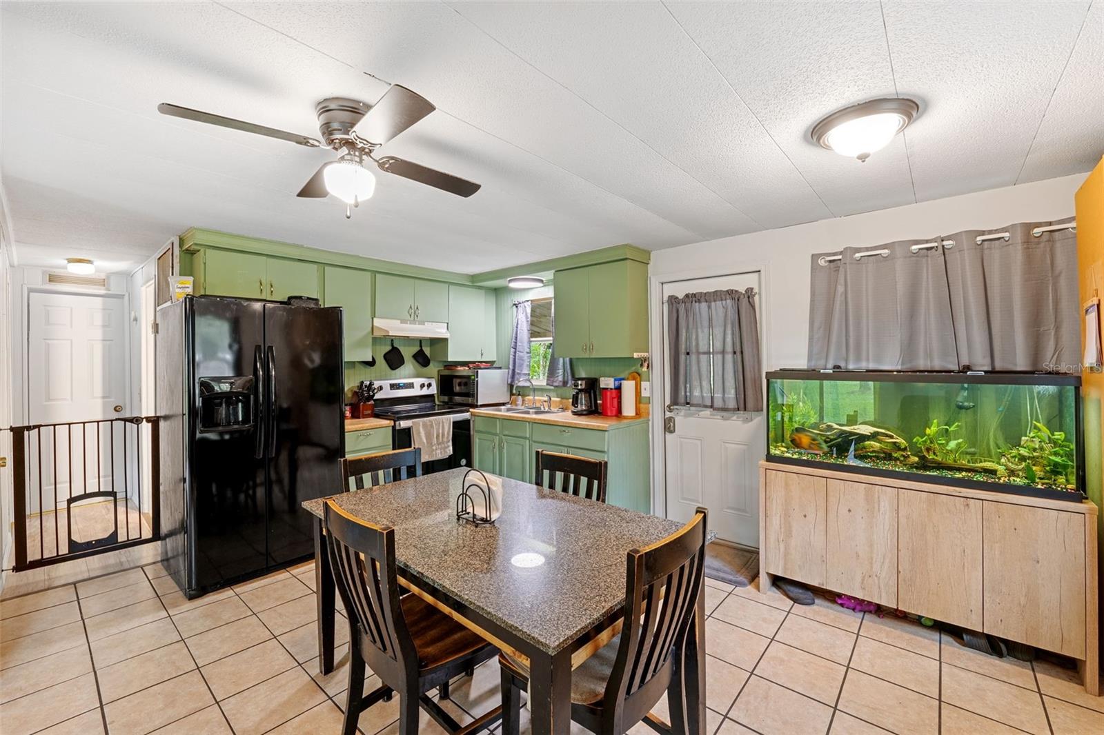 Image 13 of 47 For 35117 Cheshire Street
