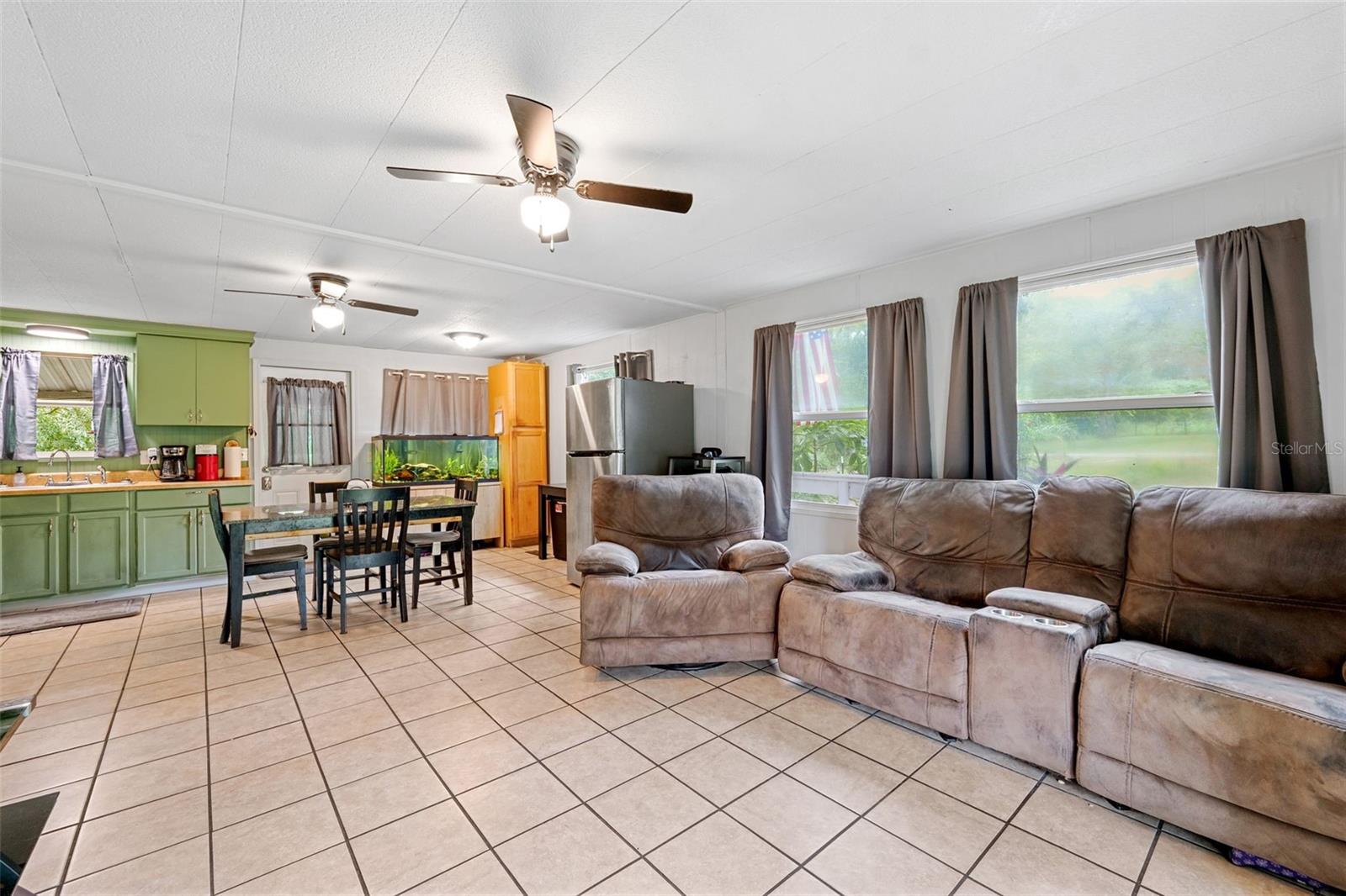 Image 18 of 47 For 35117 Cheshire Street