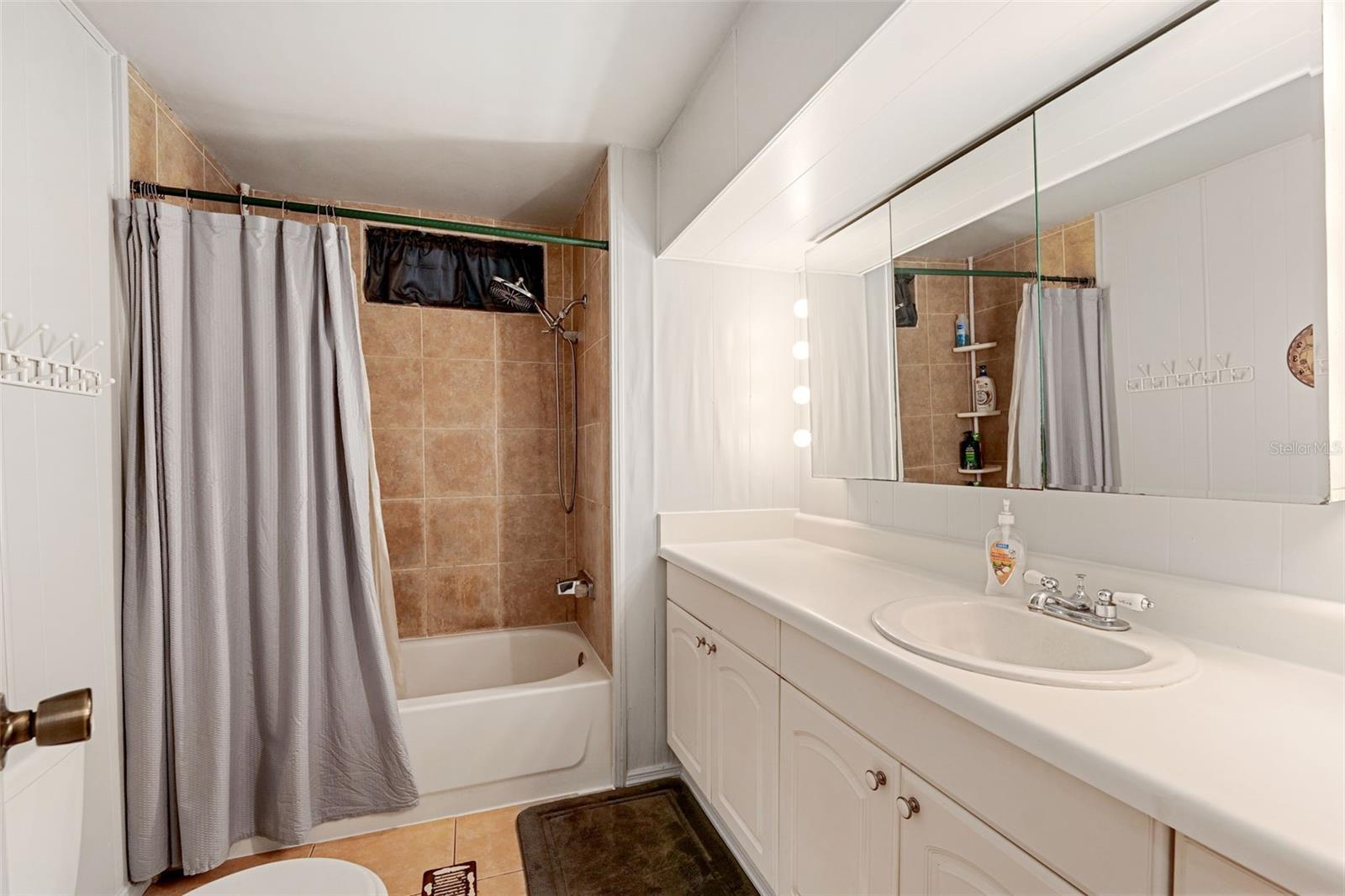 Image 22 of 47 For 35117 Cheshire Street