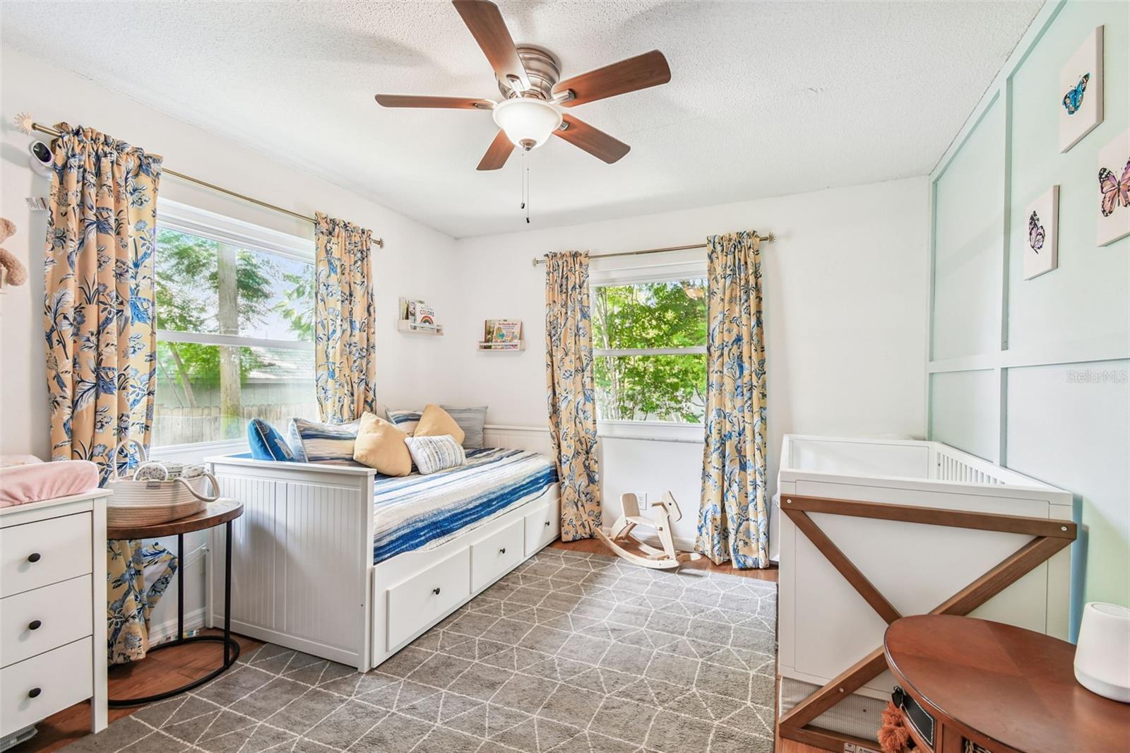 Image 23 of 51 For 1594 Linwood Drive